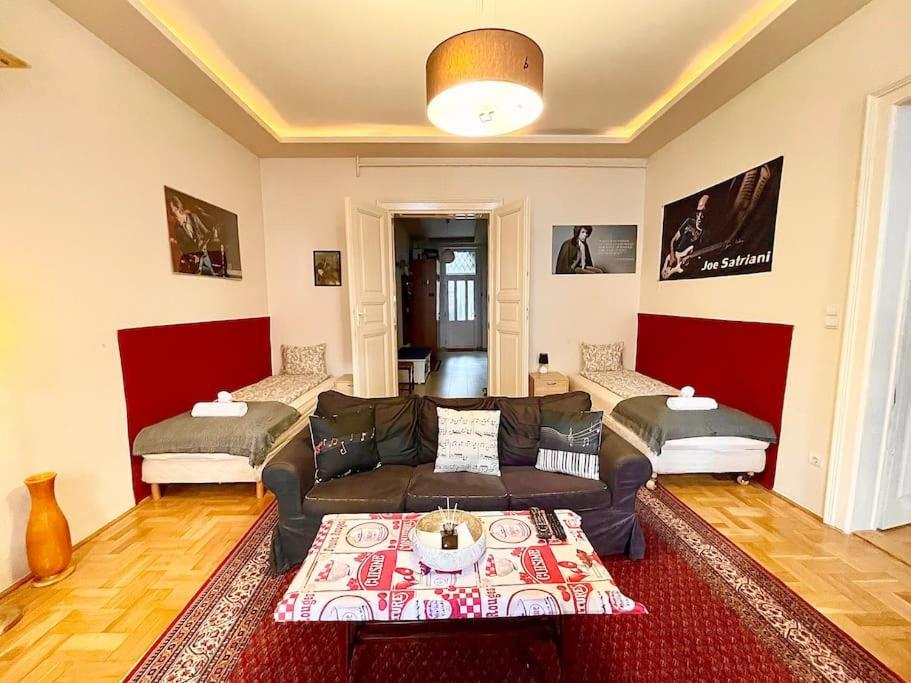Lejlighed Synagogue Great